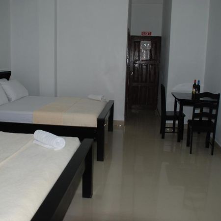 Hotel Coastalbay 2 & Golf Cart Rental San Pedro  Εξωτερικό φωτογραφία
